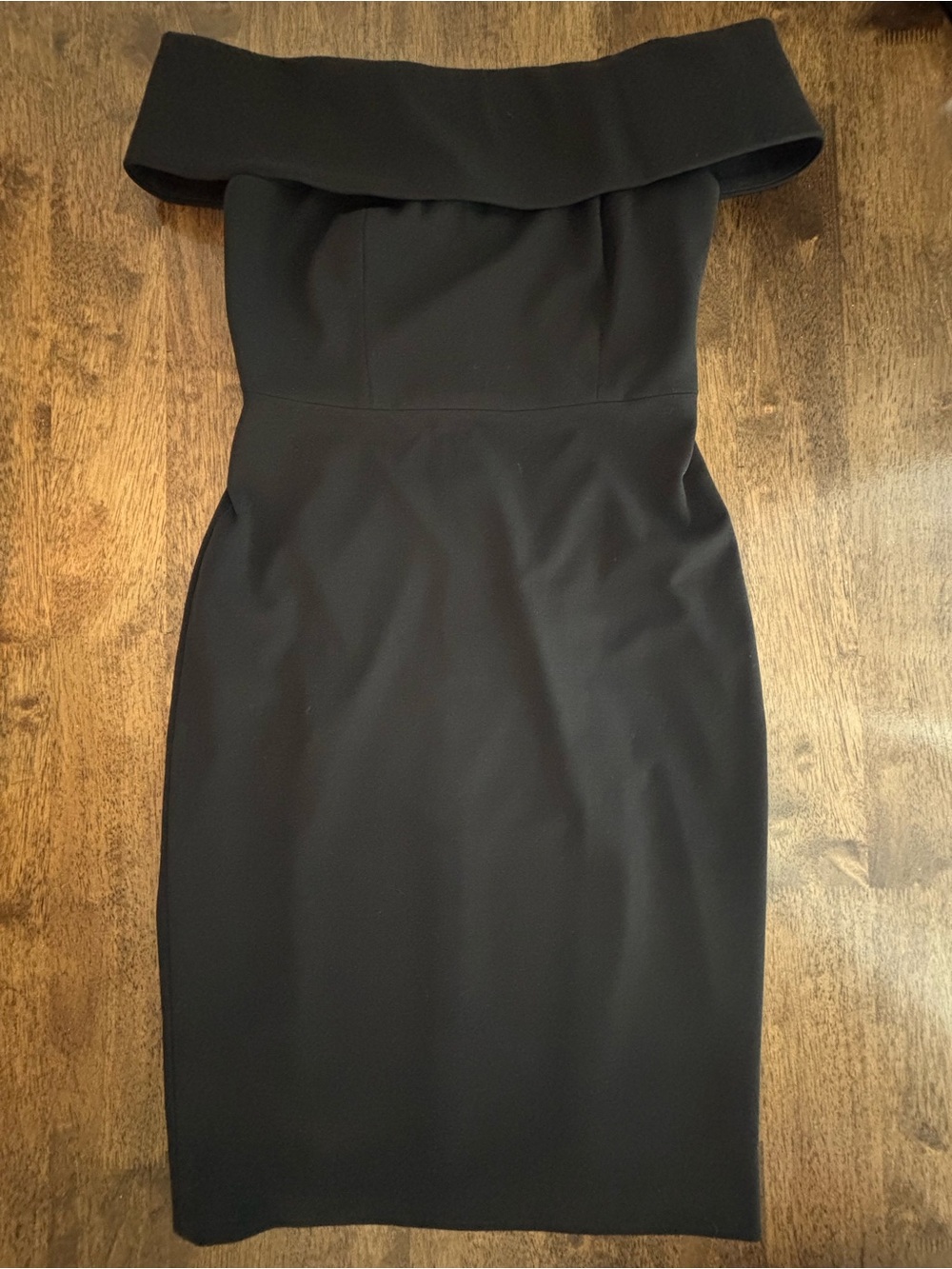 Calvin Klein Off the Shoulder Stretch Sheath Dress size 6